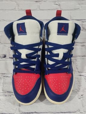 Jordan Red/Blue/White Kids Sneakers Size 2.5Y